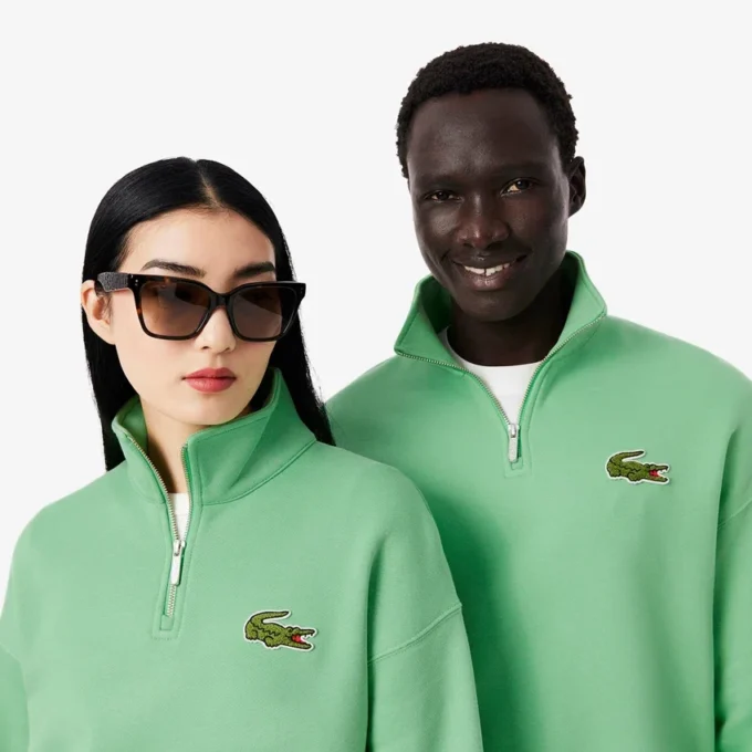 Unisex Loose Fit Badge Accent Half-Zip Sweatshirt